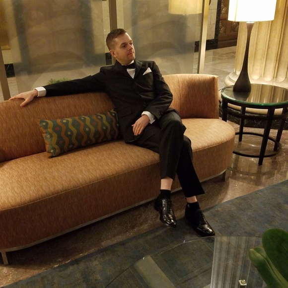 Meet your Posher, Benjamin - Picture 1 of 2